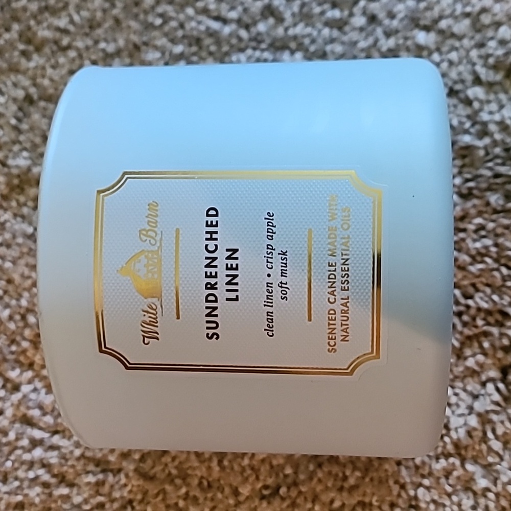 🎉Host Pick🎉 Bath & Body Works 3 Wick Candle SUNDRENCHED LINEN - Picture 2 of 5
